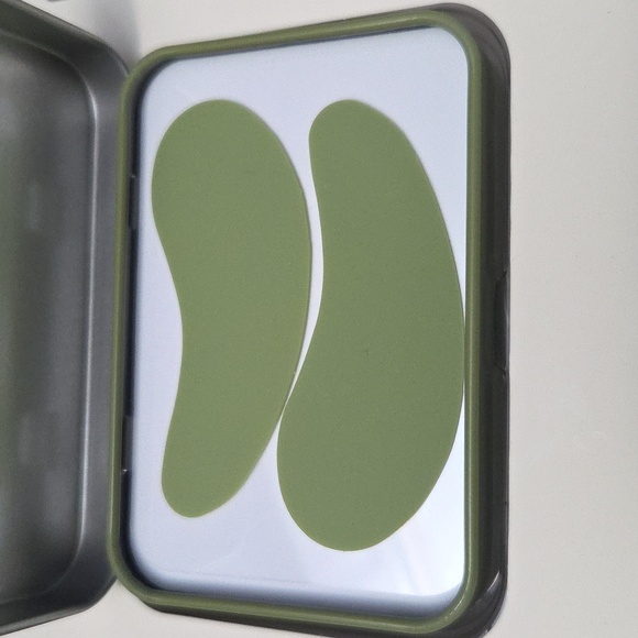 ARBONNE NAD + GLO Eye Ritual Set - Picture 3 of 6